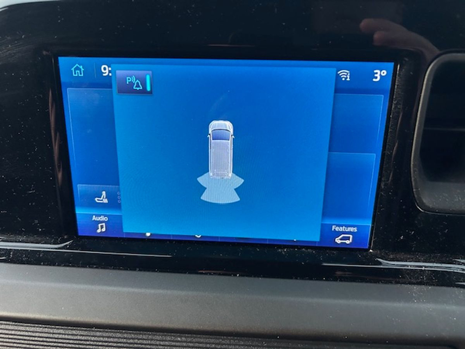 2024 Ford Transit Courier - image 12