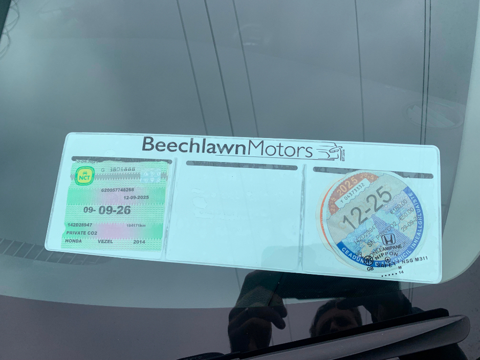 2014 Honda Vezel 1.5 HYBRID 5DR // 09/26 NCT AND €180 ROAD TAX // AIR CON, REVERSE CAMERA AND BLUETOOTH // €10,950