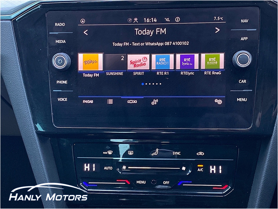 2022 Volkswagen Passat BUSINESS 2.0 TDI MANUAL 6SPEED FWD 150 4DR €25,995