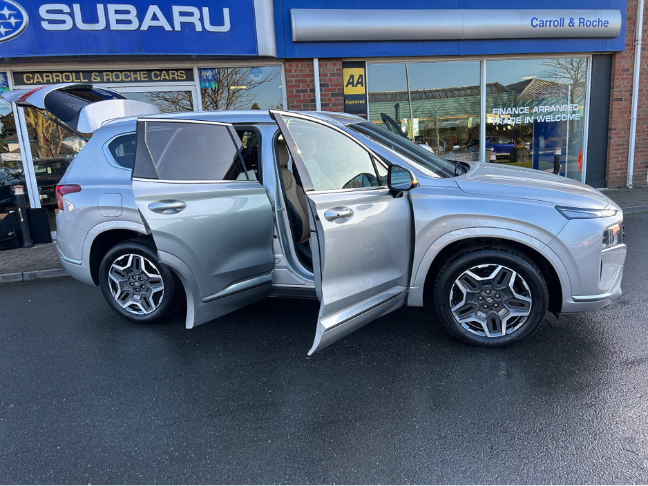 2022 Hyundai Santa Fe - image 21