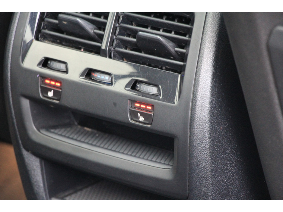 2019 BMW X5 - image 18