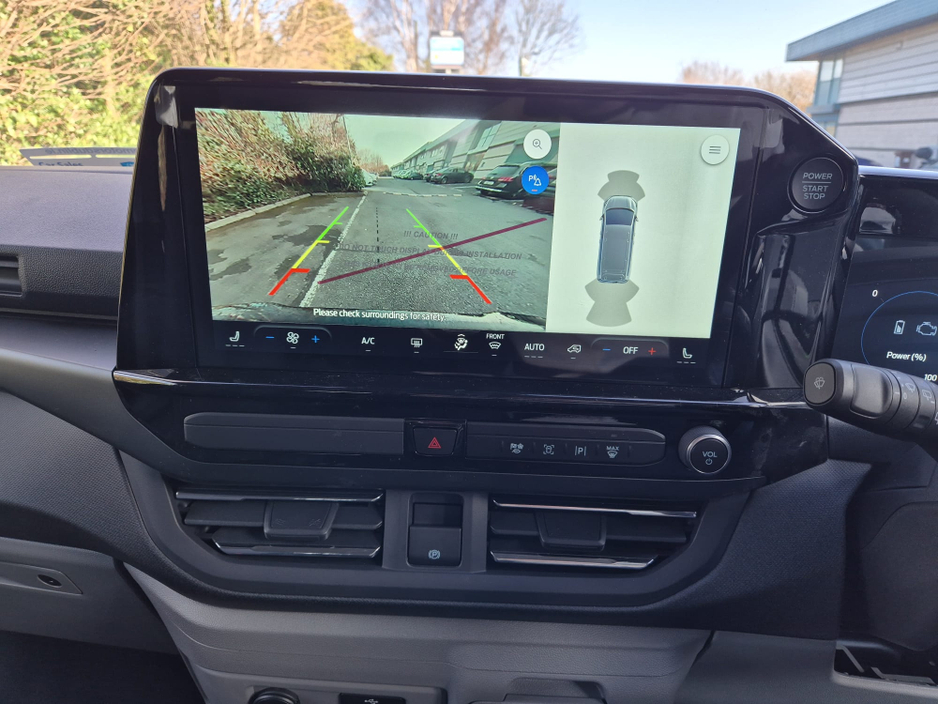 2026 Ford Tourneo Custom - image 27