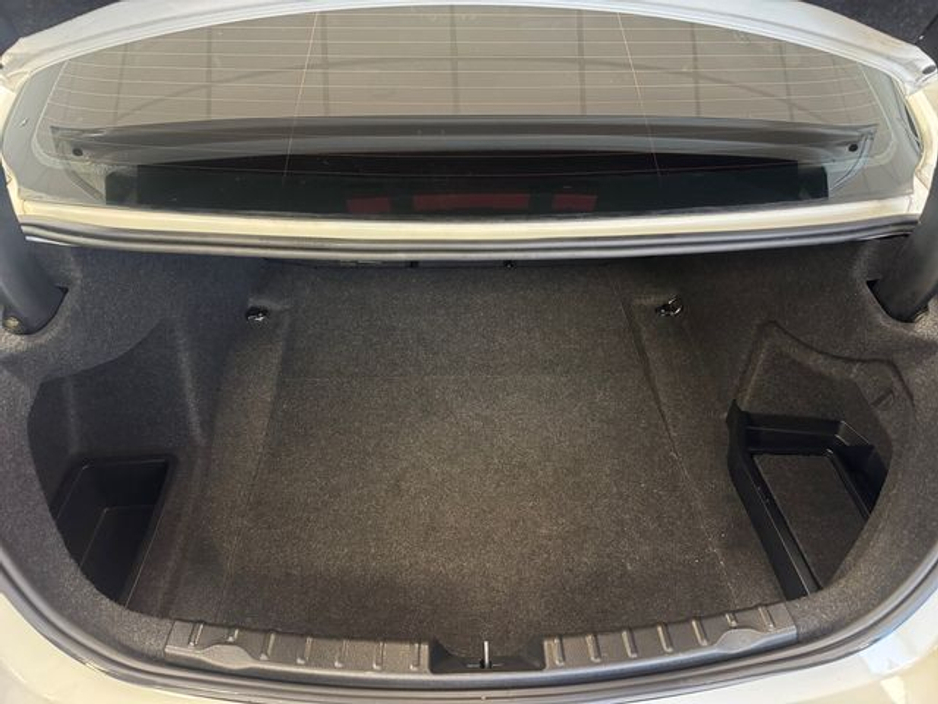 2016 BMW 3 Series 320d EfficientDynamics Plus Auto €15,995