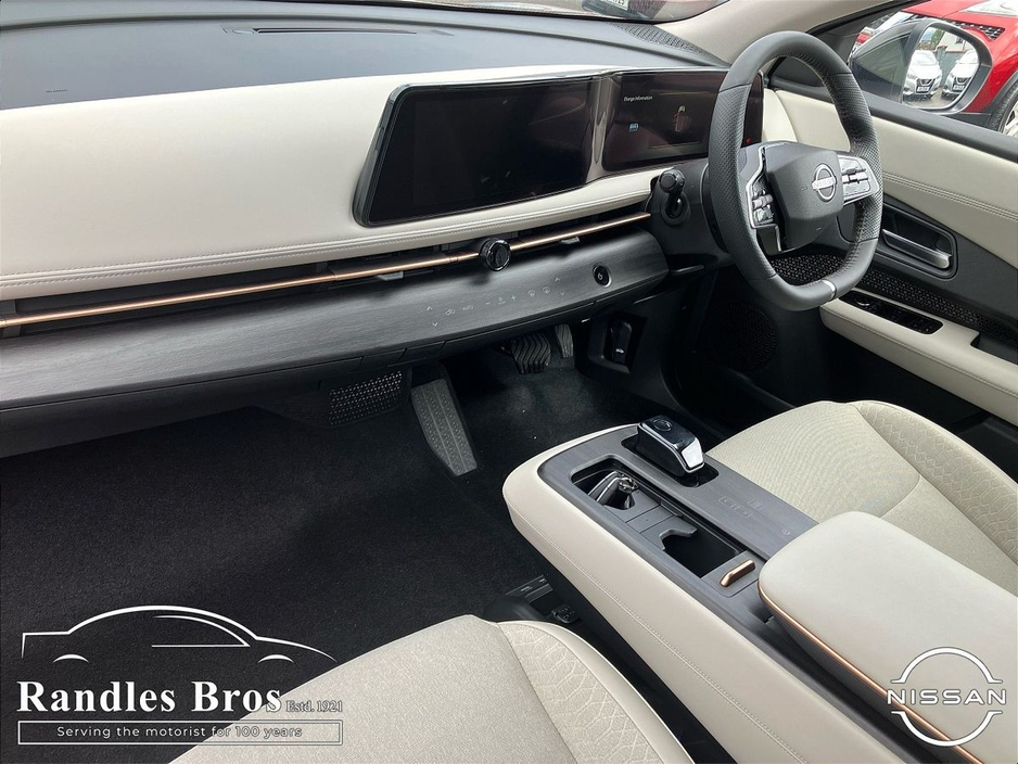 2025 Nissan Ariya - image 12