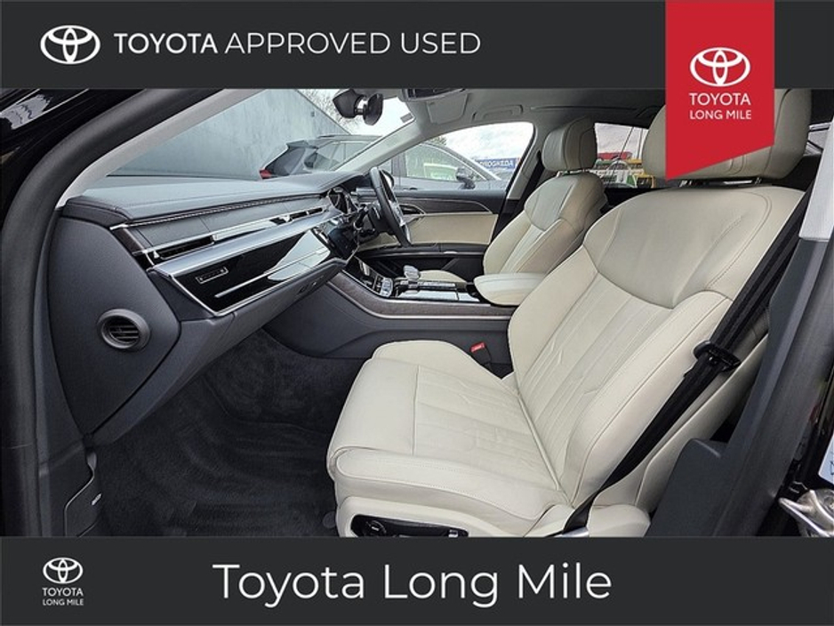 2024 Audi A8 - image 7