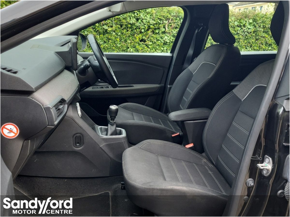 2022 Dacia Jogger - image 11