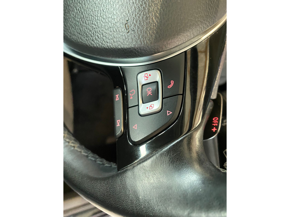 2017 Volkswagen Polo - image 18