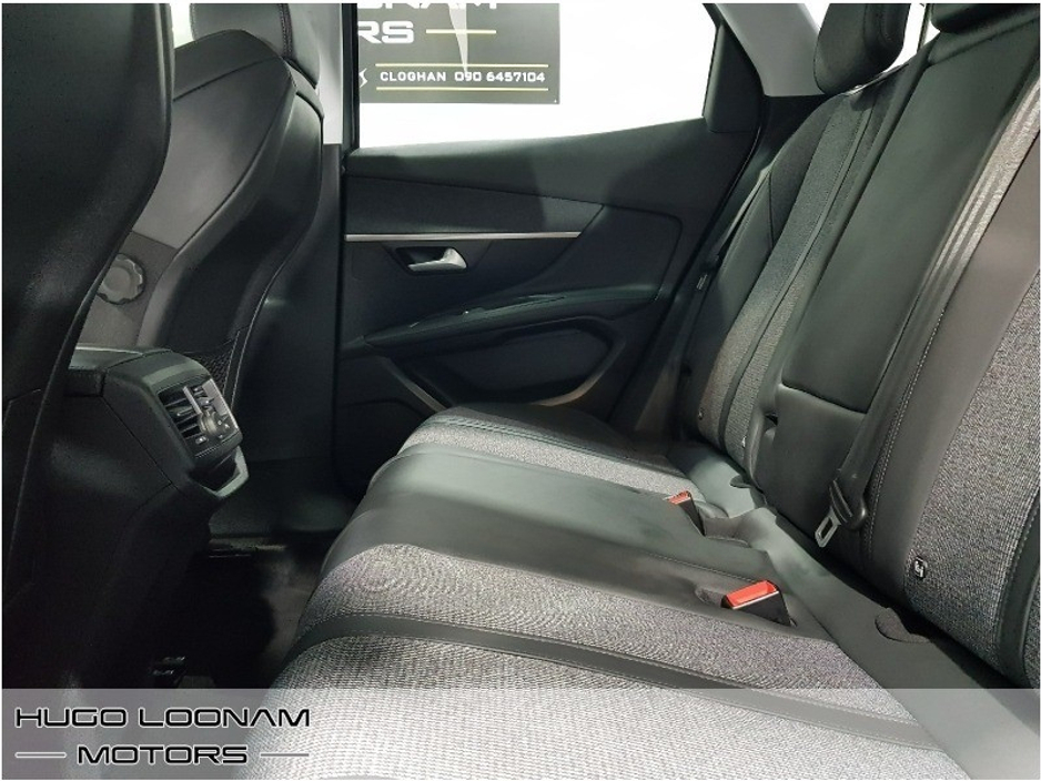 2019 Peugeot 3008 ALLURE 1.5 BLUE HDI 130 6 6.2 4DR