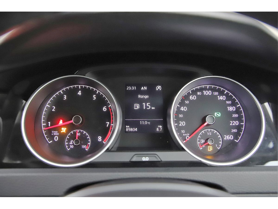 2018 Volkswagen Golf - image 15