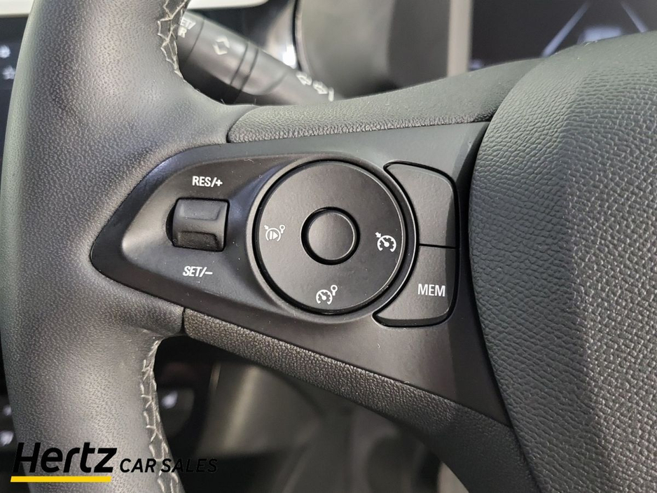 2023 Opel Corsa - image 23