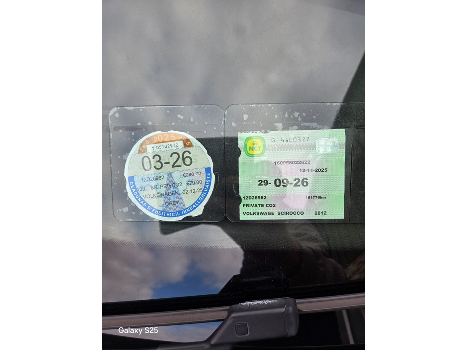 2012 Volkswagen Scirocco - image 5