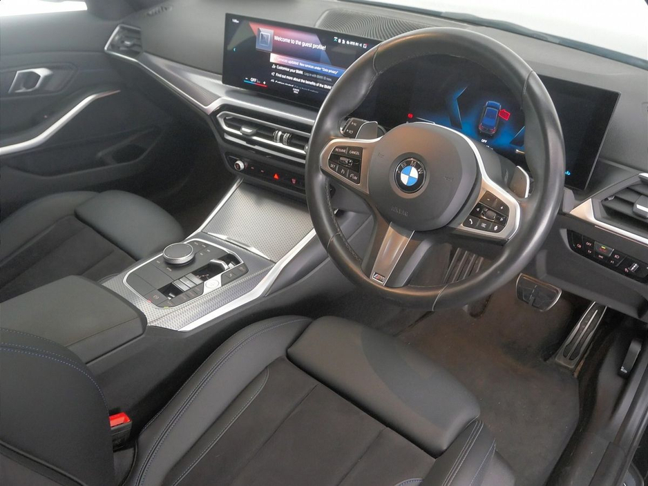 2024 BMW 3 Series - image 6