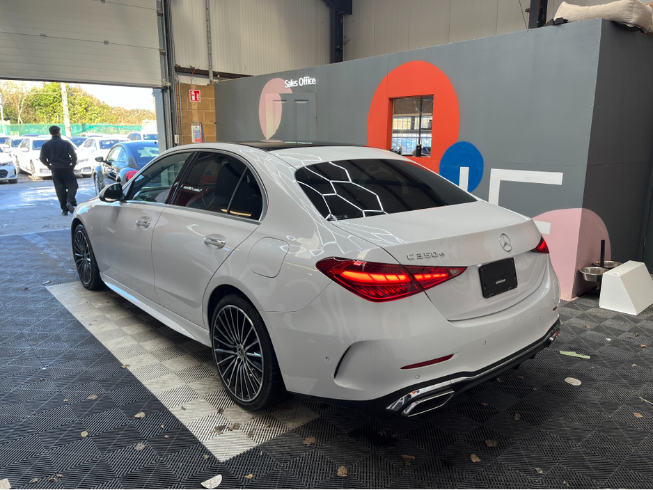 2024 Mercedes-Benz C Class - image 4