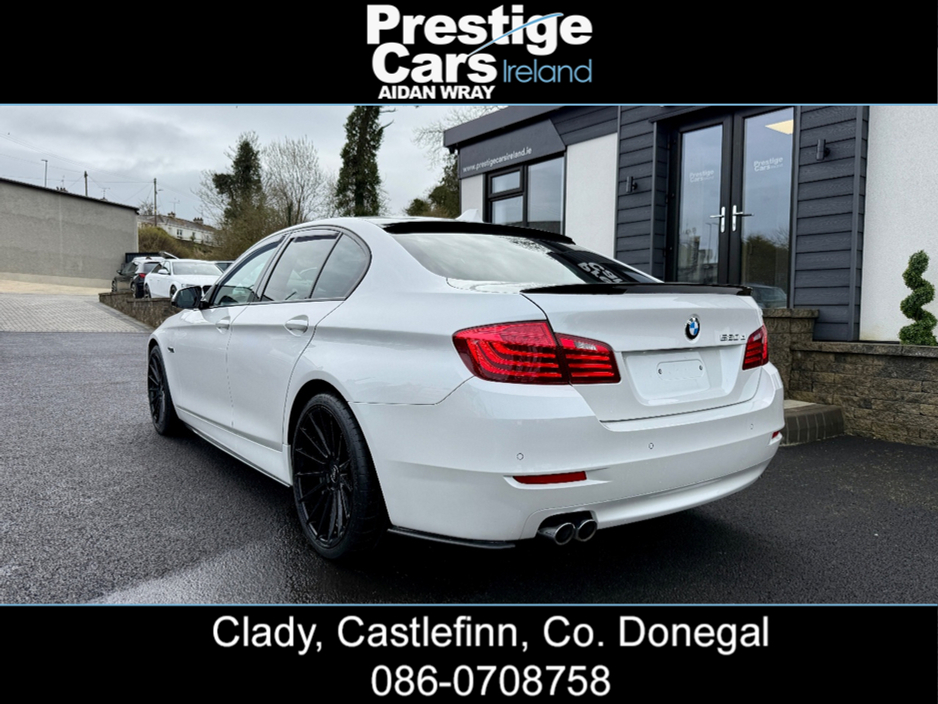 2016 BMW 5 Series - image 8