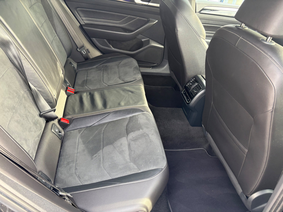 2023 Volkswagen Arteon - image 12