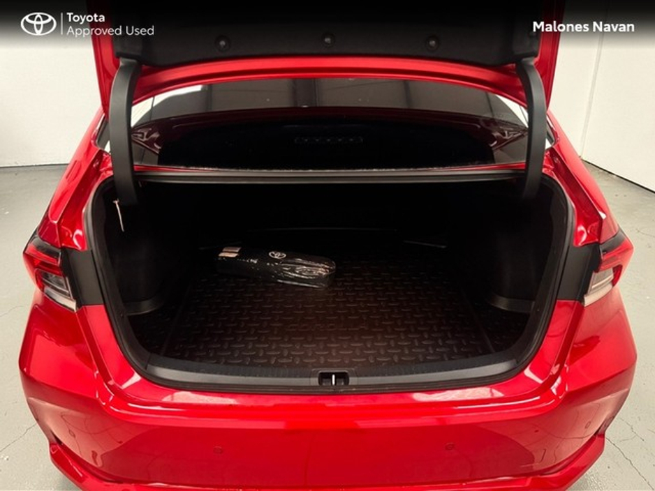 2023 Toyota Corolla - image 10