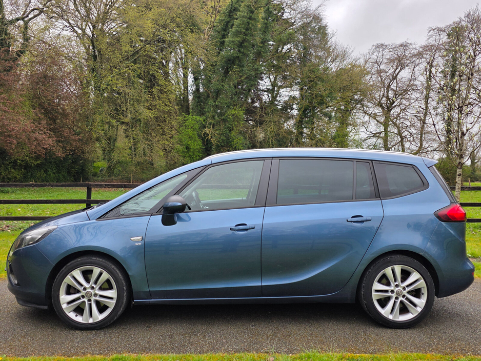 2013 Vauxhall Zafira - image 5