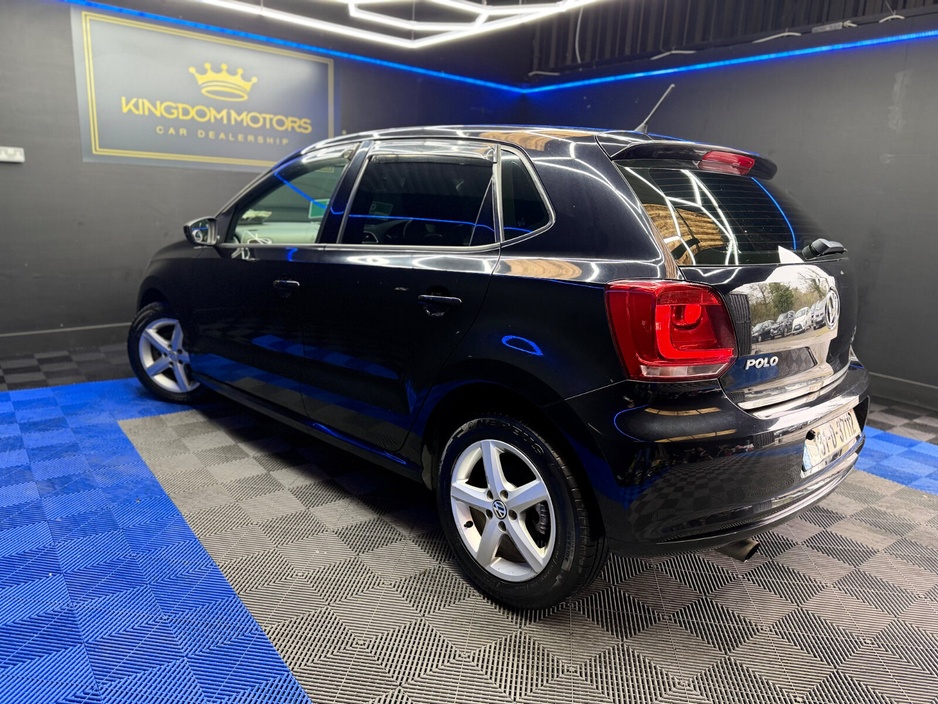 2013 Volkswagen Polo - image 7