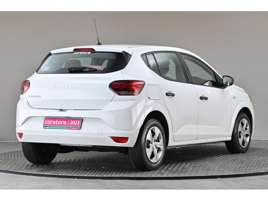 2023 Dacia Sandero - image 9