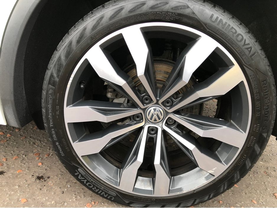 2019 Volkswagen Tiguan - image 7