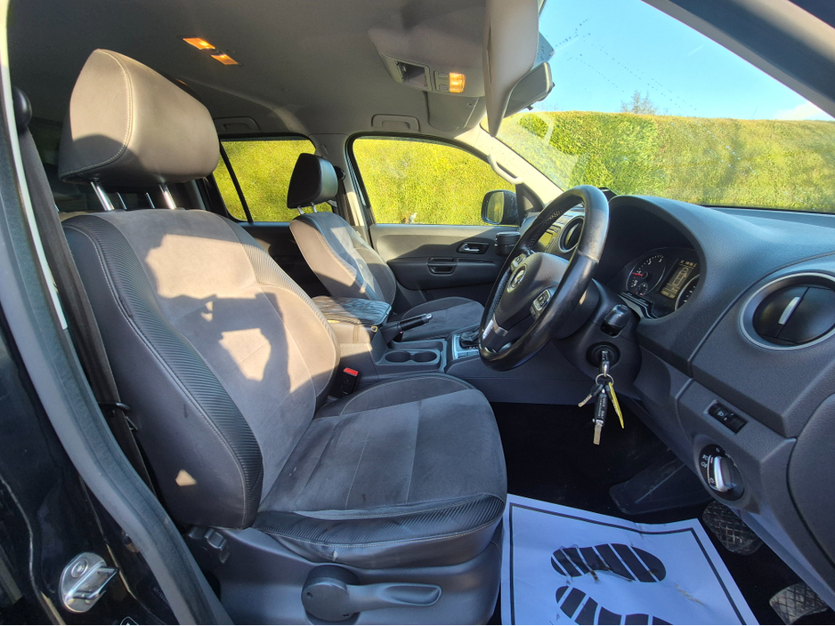 2014 Volkswagen Amarok 2.0 TDI DARK LABEL 4M S €18,995