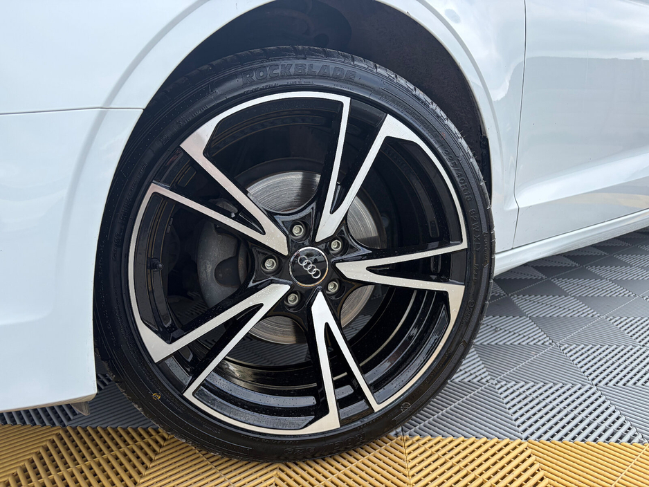 2015 Audi A3 - image 2