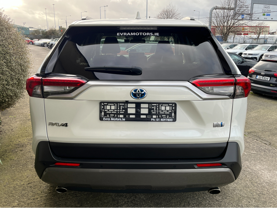 2021 Toyota Rav4 - image 7