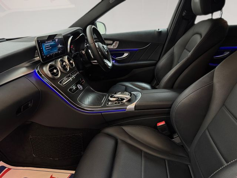 2019 Mercedes-Benz C Class - image 17