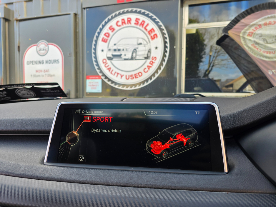 2015 BMW X5 - image 27