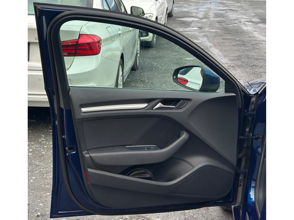 2014 Audi A3 - image 8