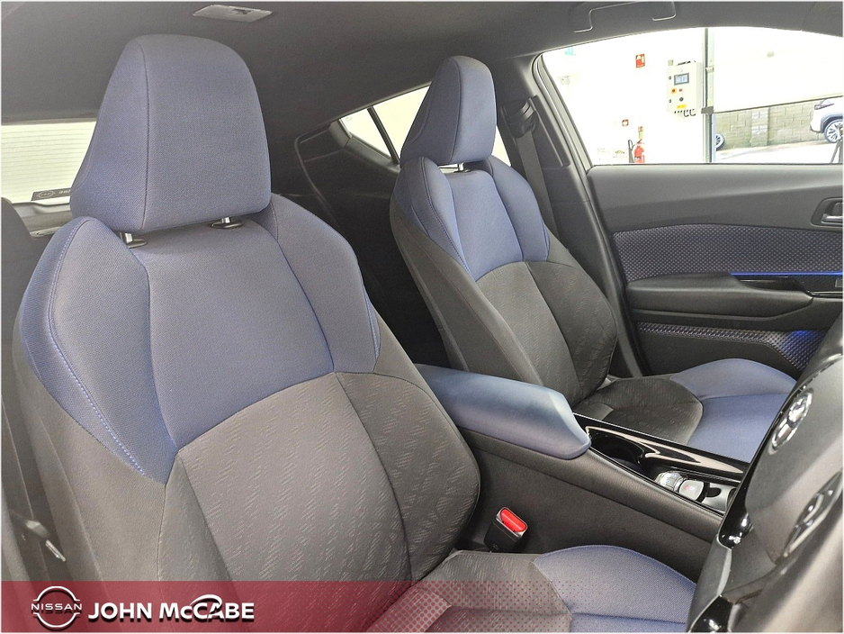 2018 Toyota C-HR HYBRID LUNA SPORT 4DR AUTO           RETAIL PRICE €18,950 - €2,000 SCRAPPAGE* FLEXIBLE FINANCE OFFERS AVAILABLE* €16,950