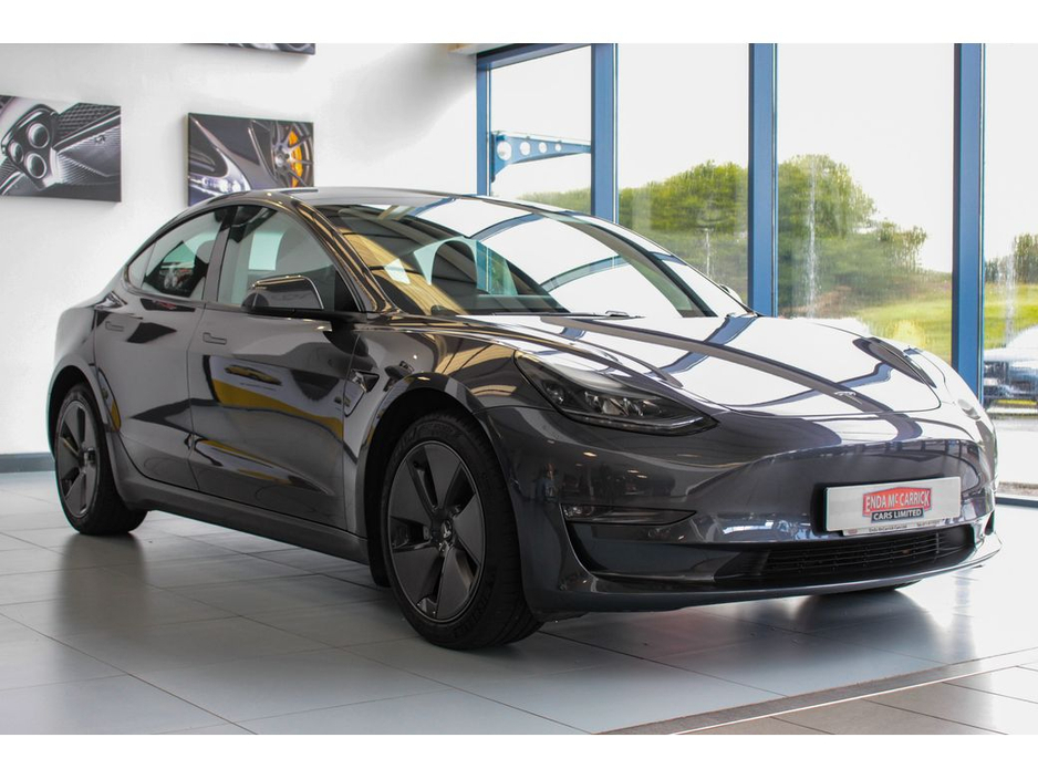 2022 Tesla Model 3 Long Range AWD €28,899