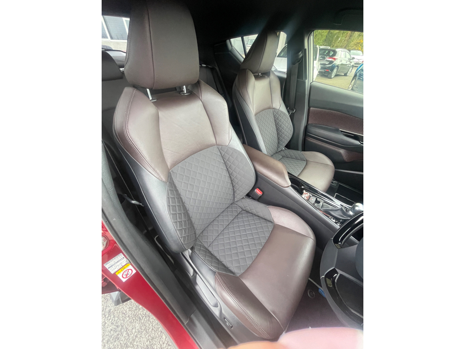 2018 Toyota C-HR - image 13