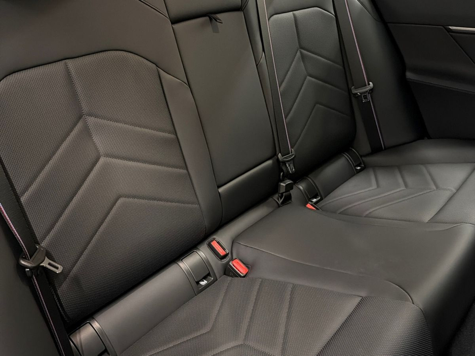 2026 BMW 5 Series - image 11