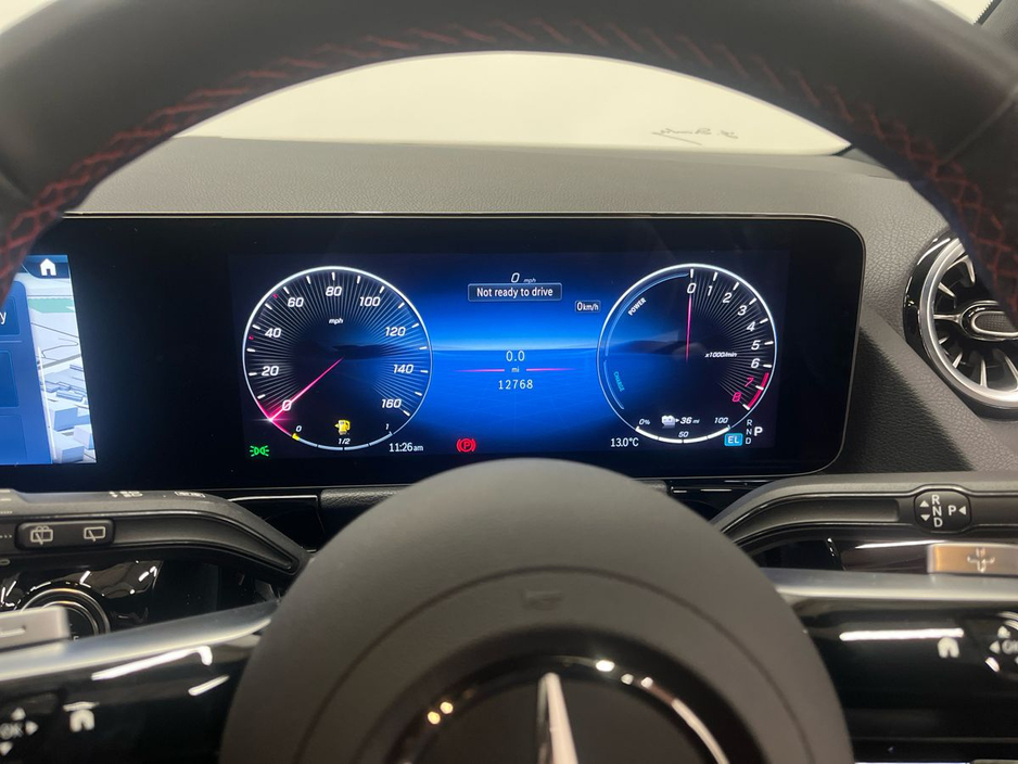 2024 Mercedes-Benz GLA Class - image 8