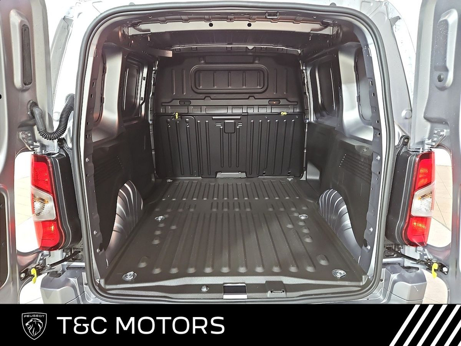 2026 Peugeot Partner - image 7