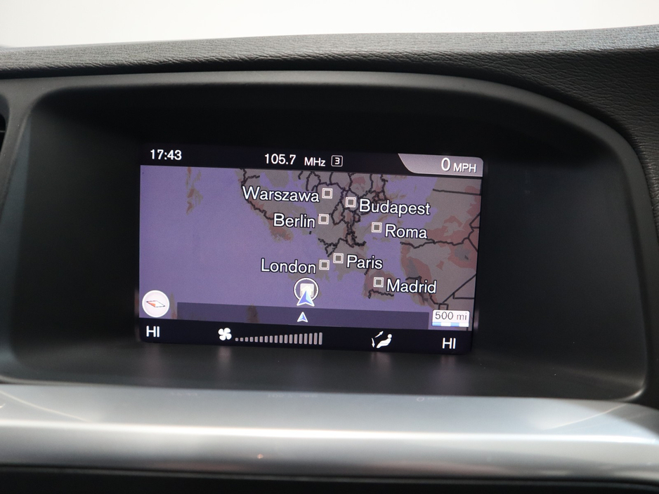 2017 Volvo S60 - image 14