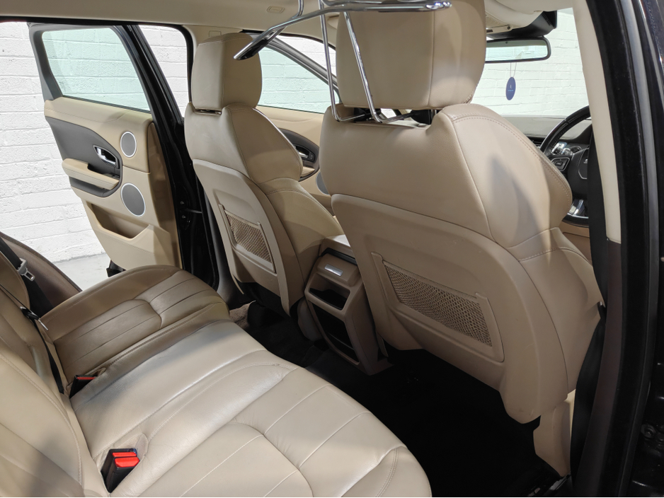 2015 Land Rover Range Rover Evoque - image 16