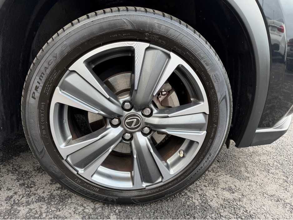 2021 Lexus UX 300 e UX300e - Takumi Edition - Sunroof €24,750