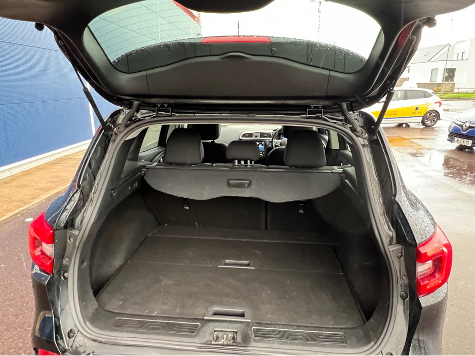 2017 Renault Kadjar 1.5 DCI DYNAMIQUE NAV 5 5DR A 110BHP AUTO €13,900