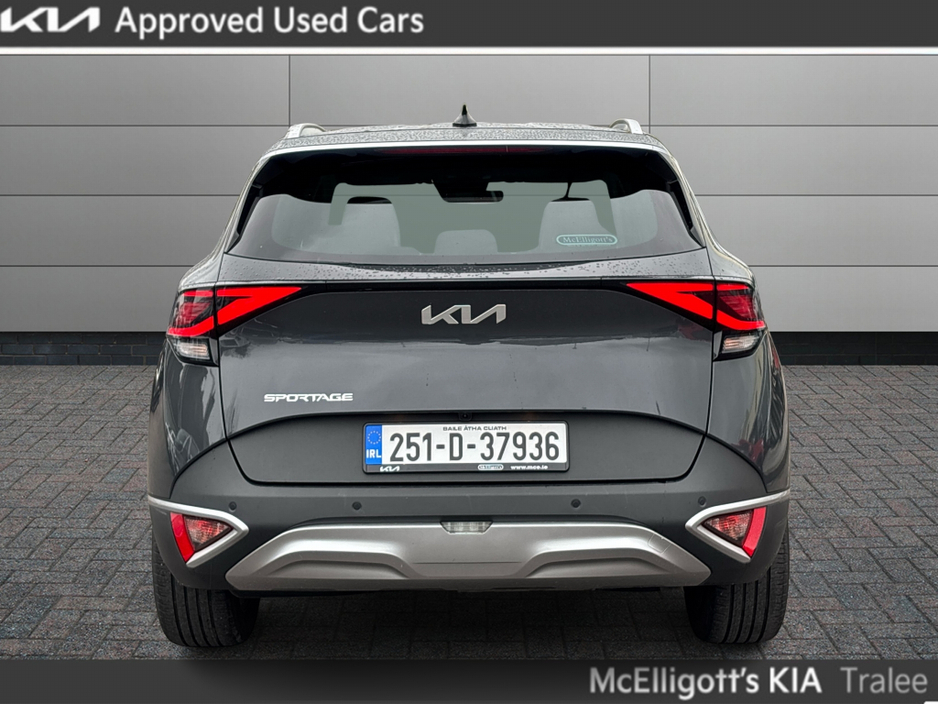 2025 Kia Sportage - image 8
