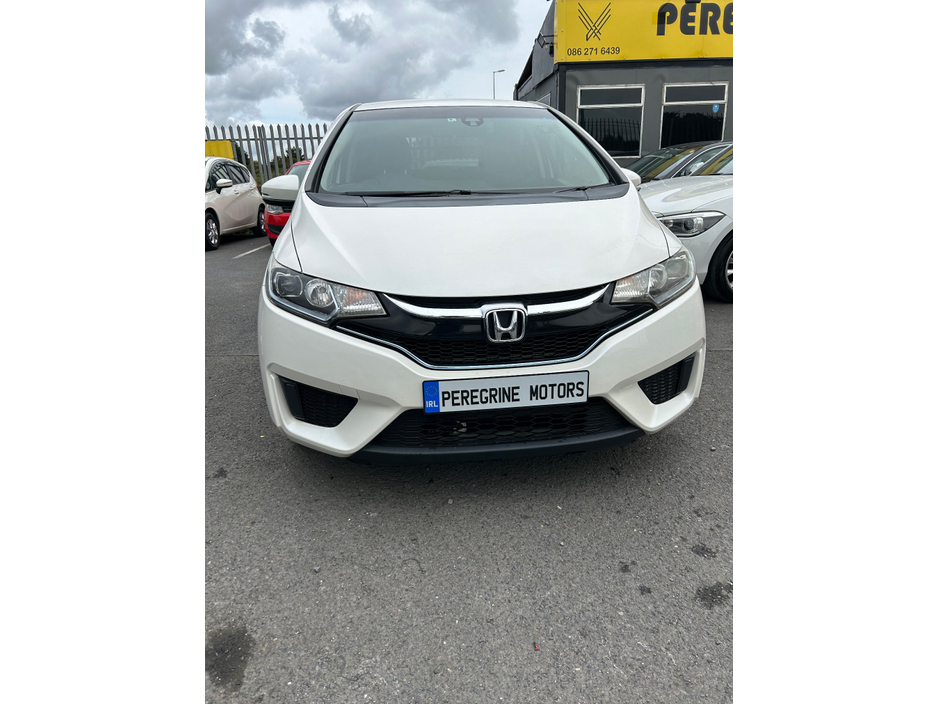 2019 Honda Fit Auto Hybrid €13,950