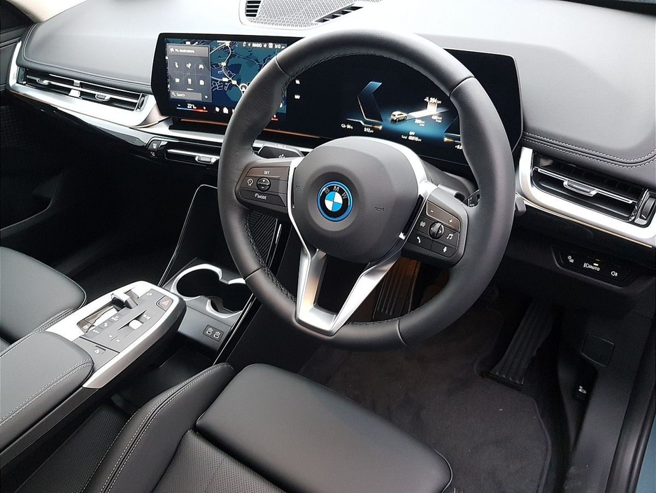 2026 BMW iX1 - image 6