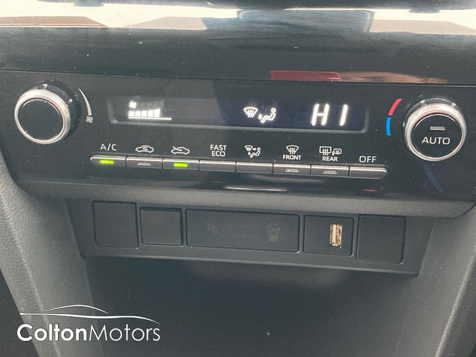 2024 Toyota Yaris Cross 1.5 Hybrid Luna €27,950