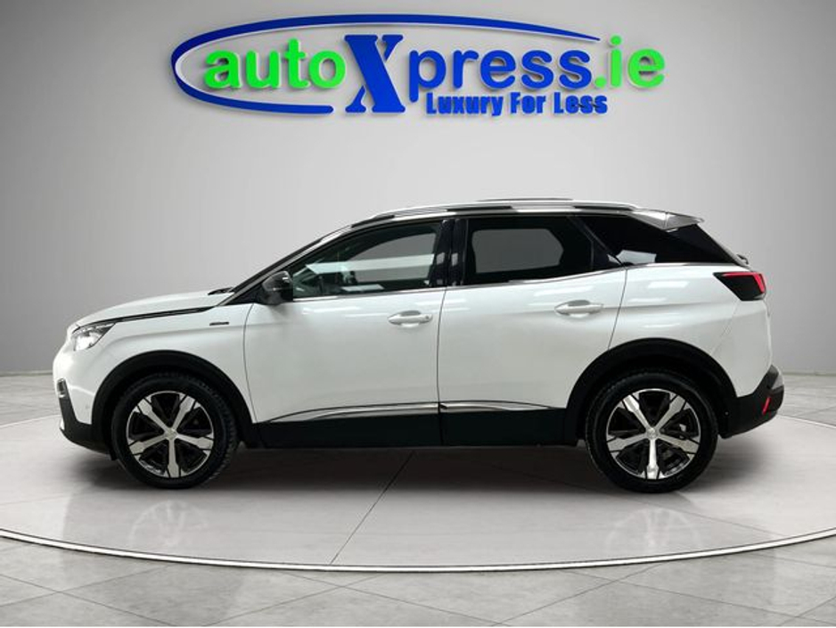 2017 Peugeot 3008 - image 13