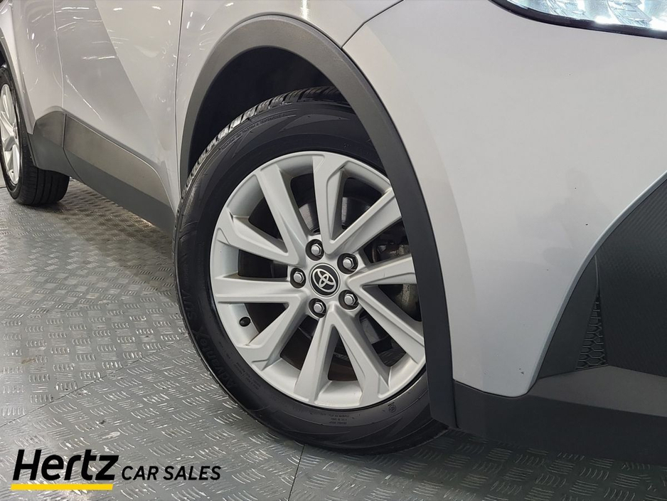 2024 Toyota C-HR - image 6