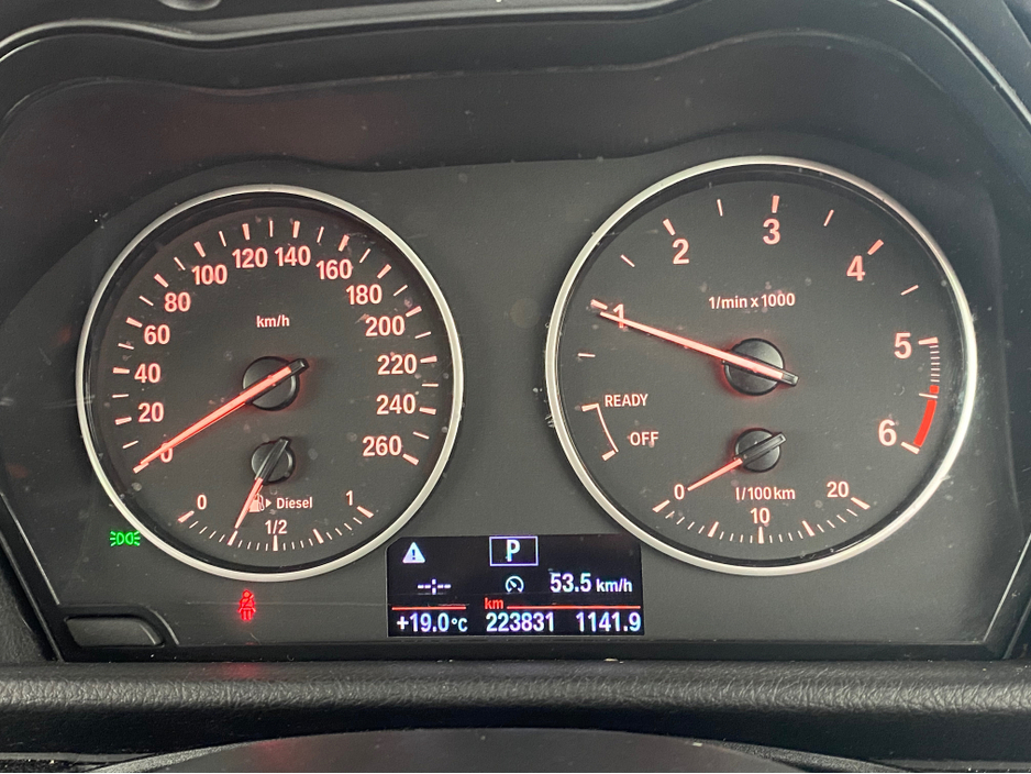 2018 BMW 2 Series Active Tourer - image 15