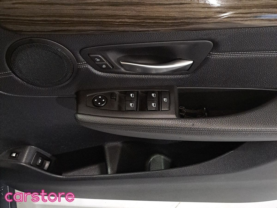 2016 BMW 2 Series 218i Luxury €15,880