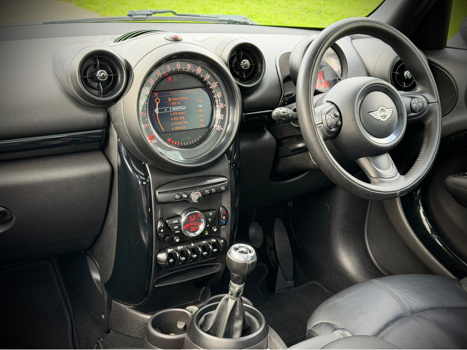 2016 MINI Countryman 1.6 Diesel Business Edition 5dr. €11,900