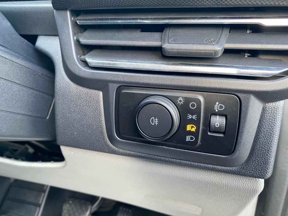 2024 Ford Transit Custom 2.0 TDCI LWB Limited 170 BHP..18" Wheels/ Twin Doors €35,500